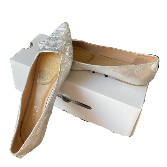 SILVER ALDO FLATS - Picture 3 of 3